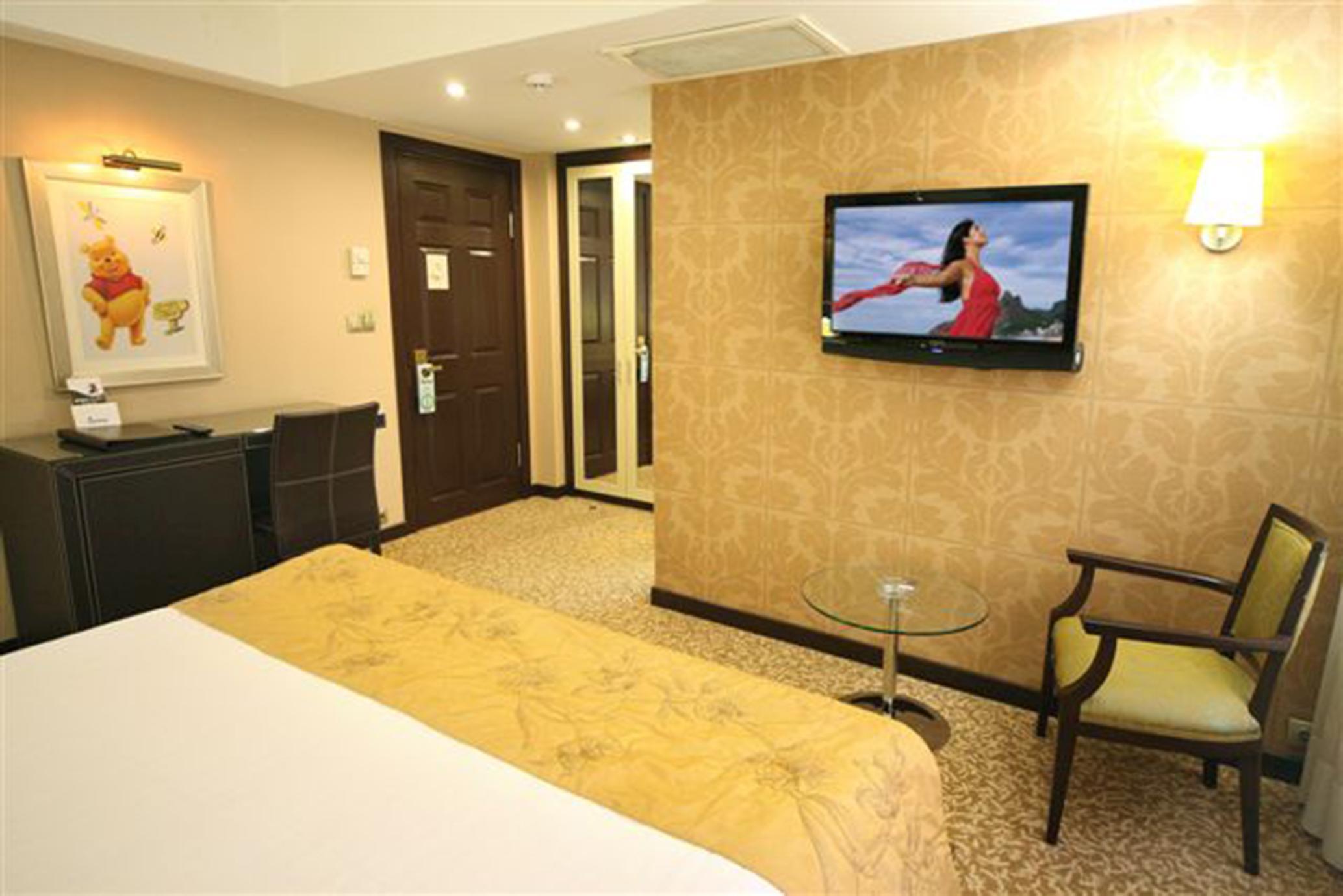 Cartoon Hotel Istanbul Bagian luar foto